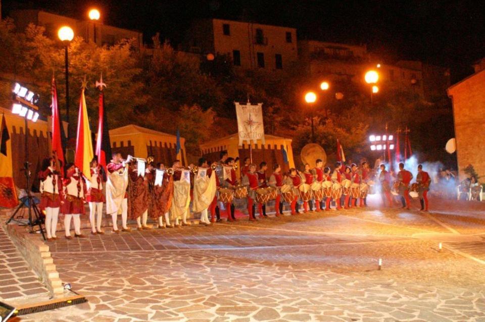 مبيت وإفطار Montecilfone La Casa Dei Fiori المظهر الخارجي الصورة